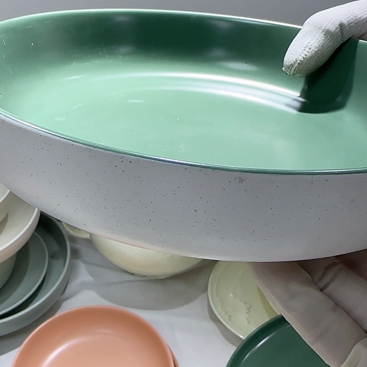 瓷片一个芝麻釉大盘23厘米的