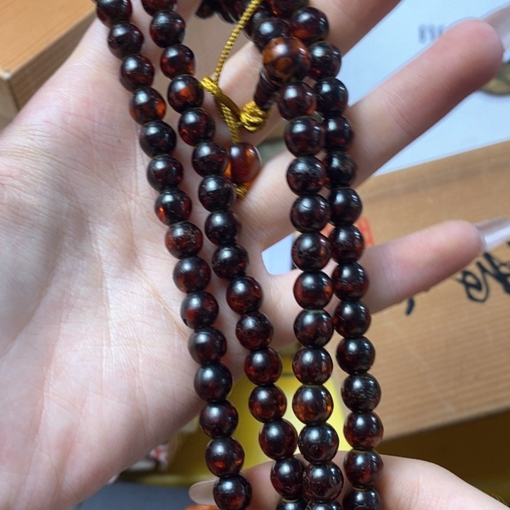 罗*松如图所示所拍即所得