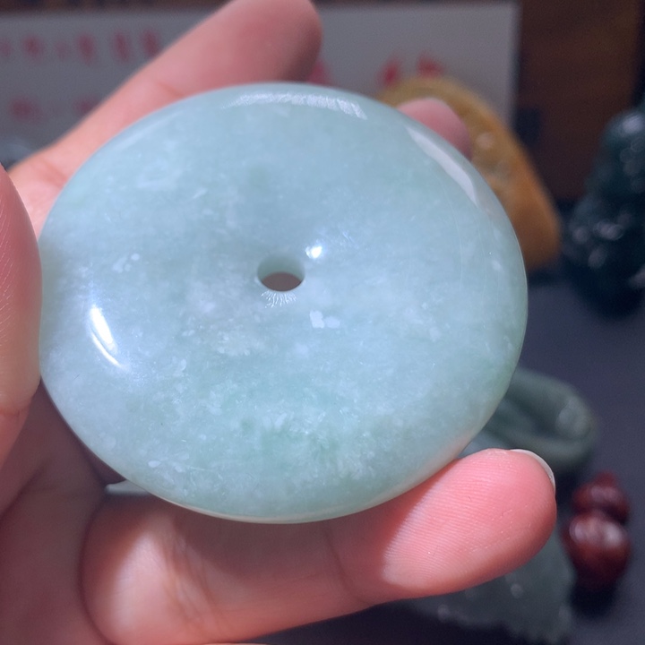 翡翠未镶嵌颈饰保真天然A货翡翠