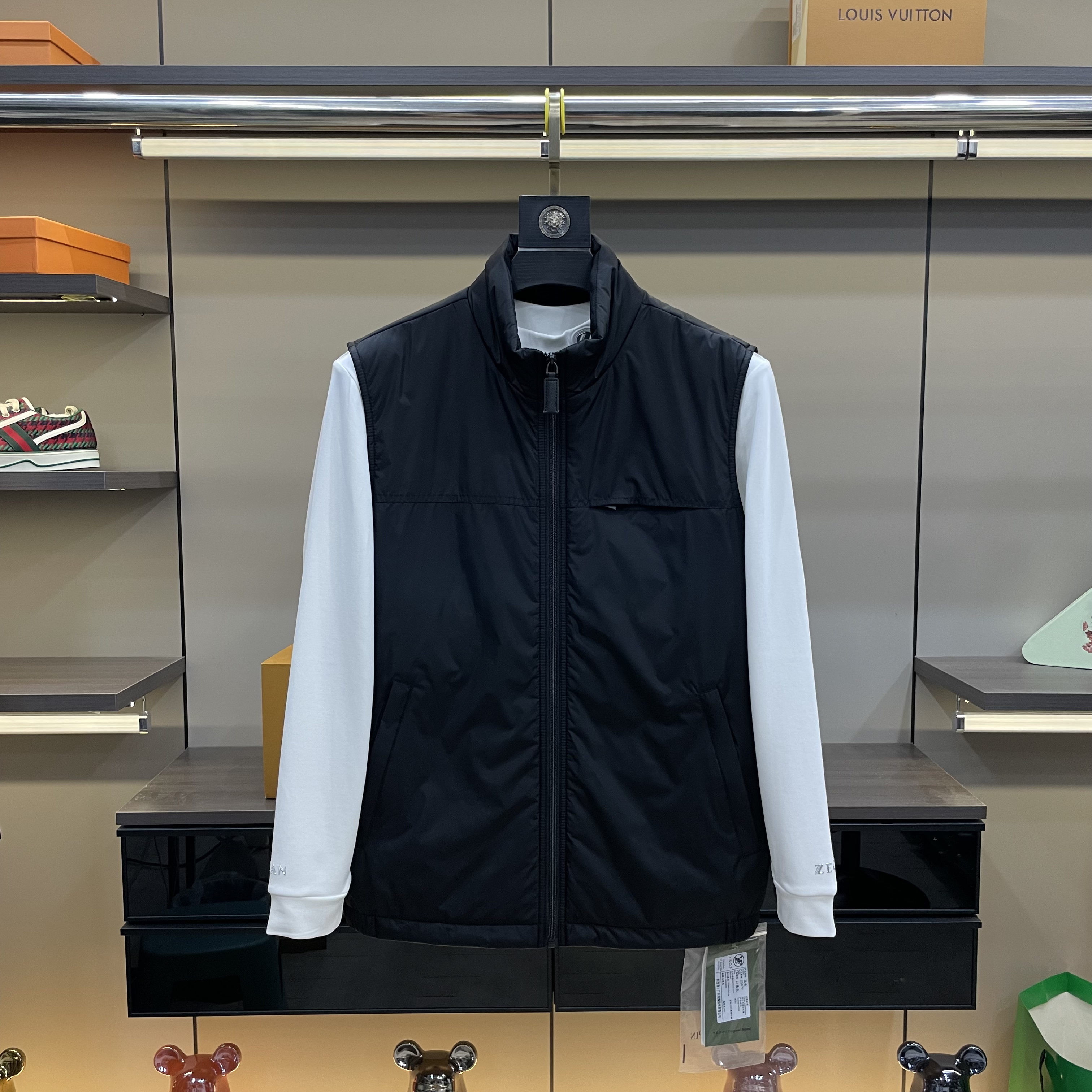 25677-高端男士冬季新款立领加棉马甲休闲时尚简约大方百搭轻奢款