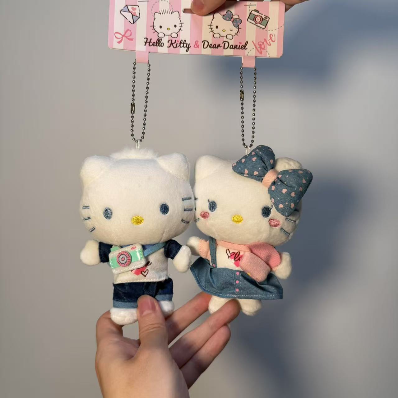【乐园限定】Kitty和丹尼尔情侣毛绒挂件