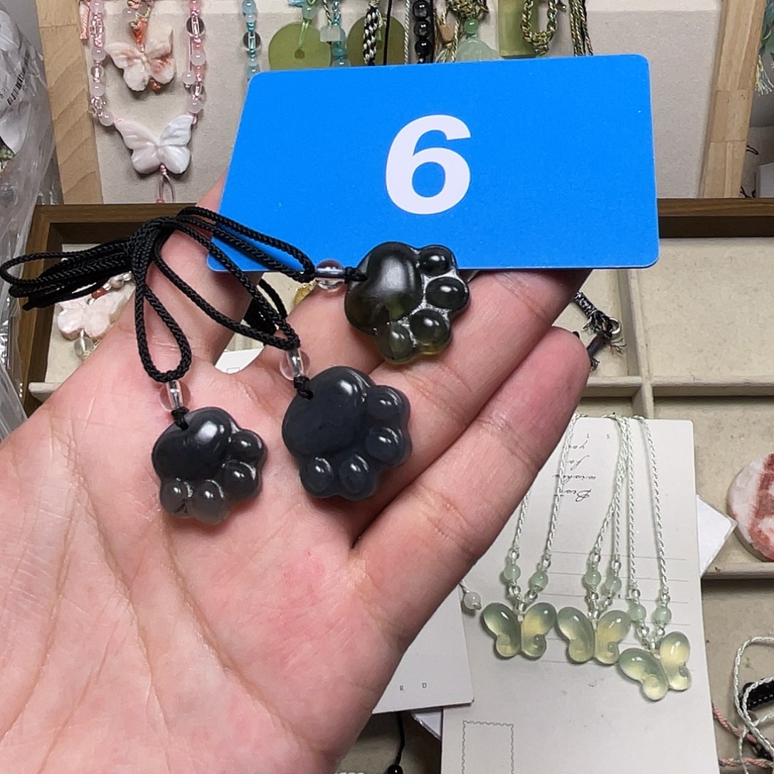 蛇纹石玉合金颈饰