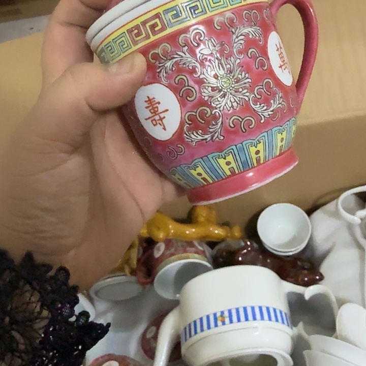 茶盏陶瓷盘子啥都有