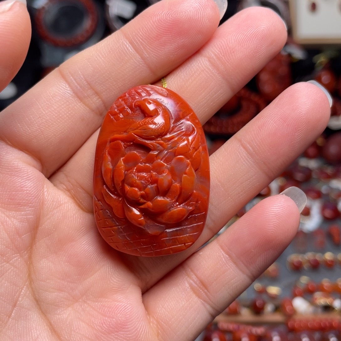 南红玛瑙未镶嵌花开富贵