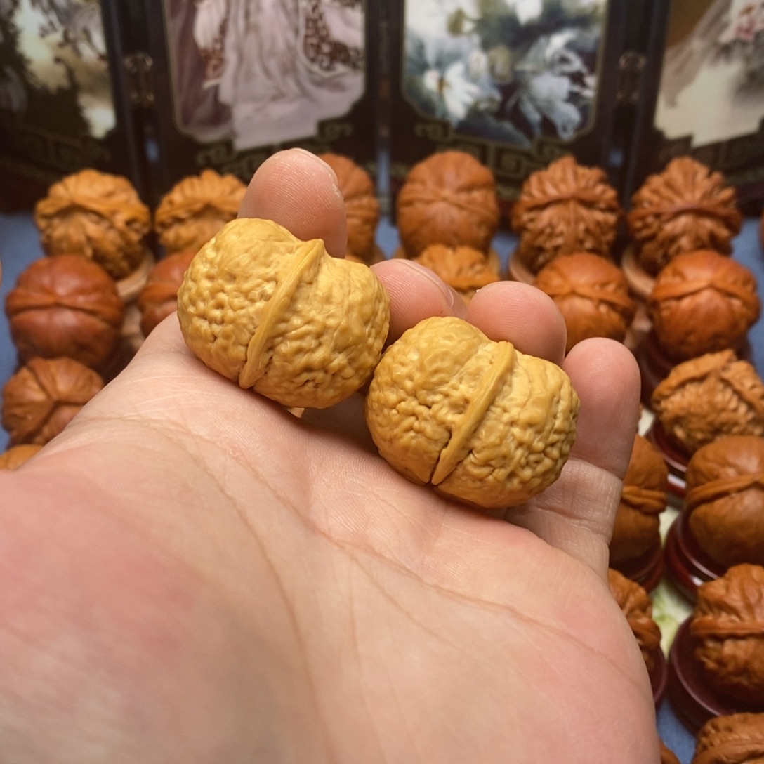 梵***0把件文玩核桃手捻