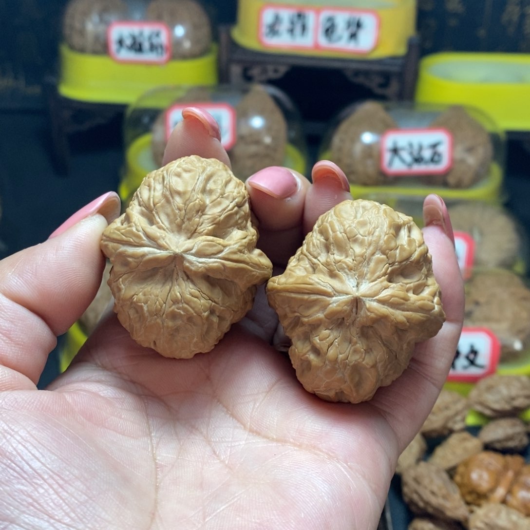 文玩核桃把件咕*驴打滚