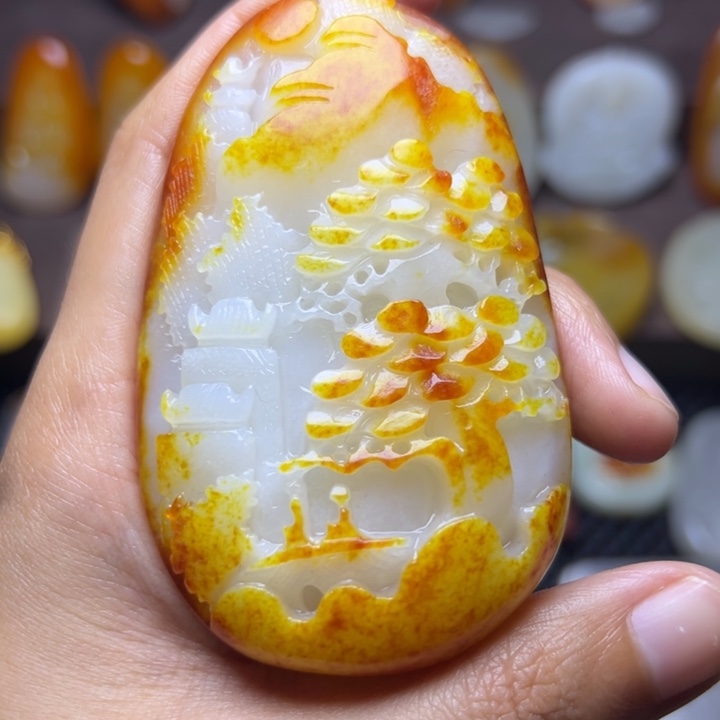 和田玉未镶嵌颈饰