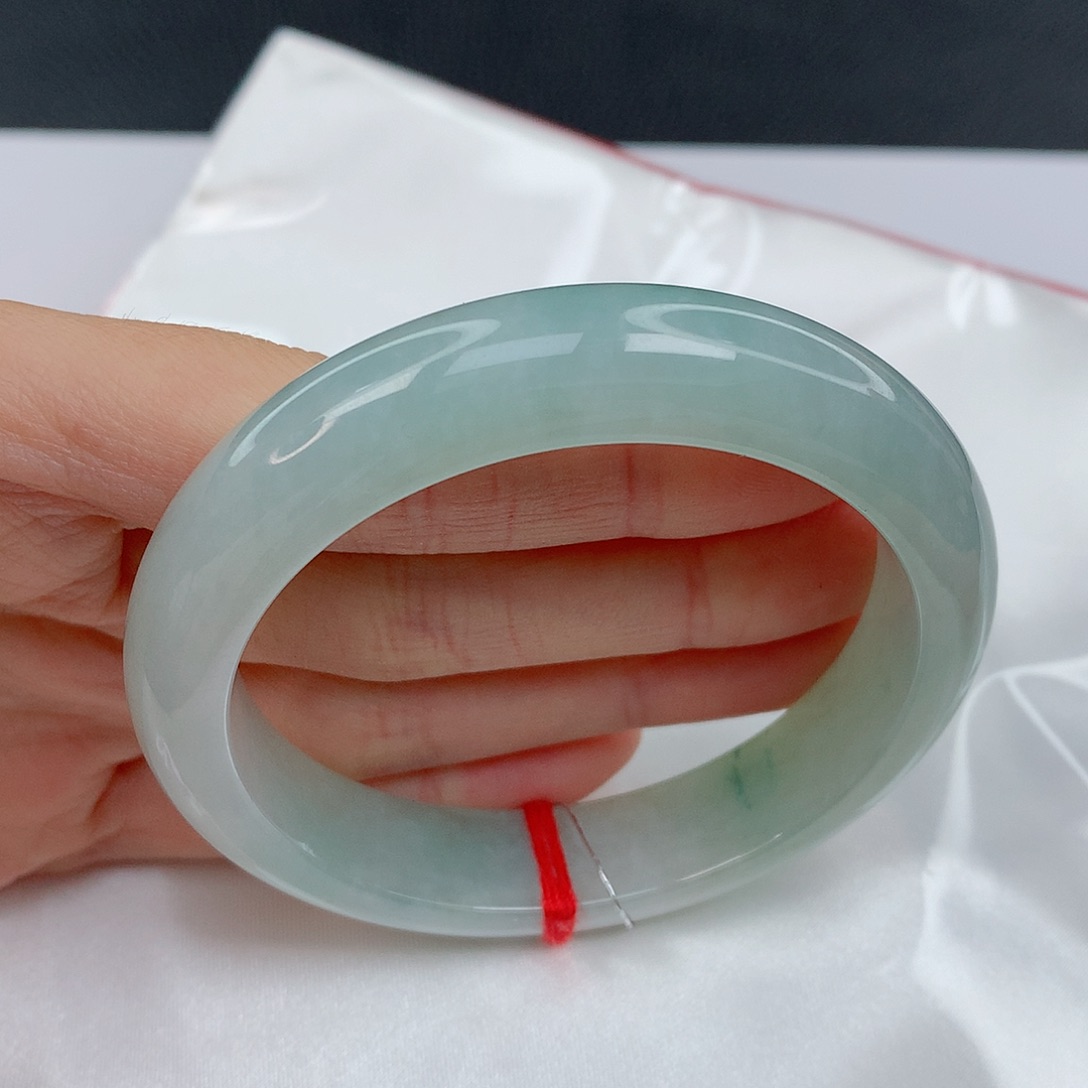 翡翠手镯未镶嵌56正圈晴绿水头好完整