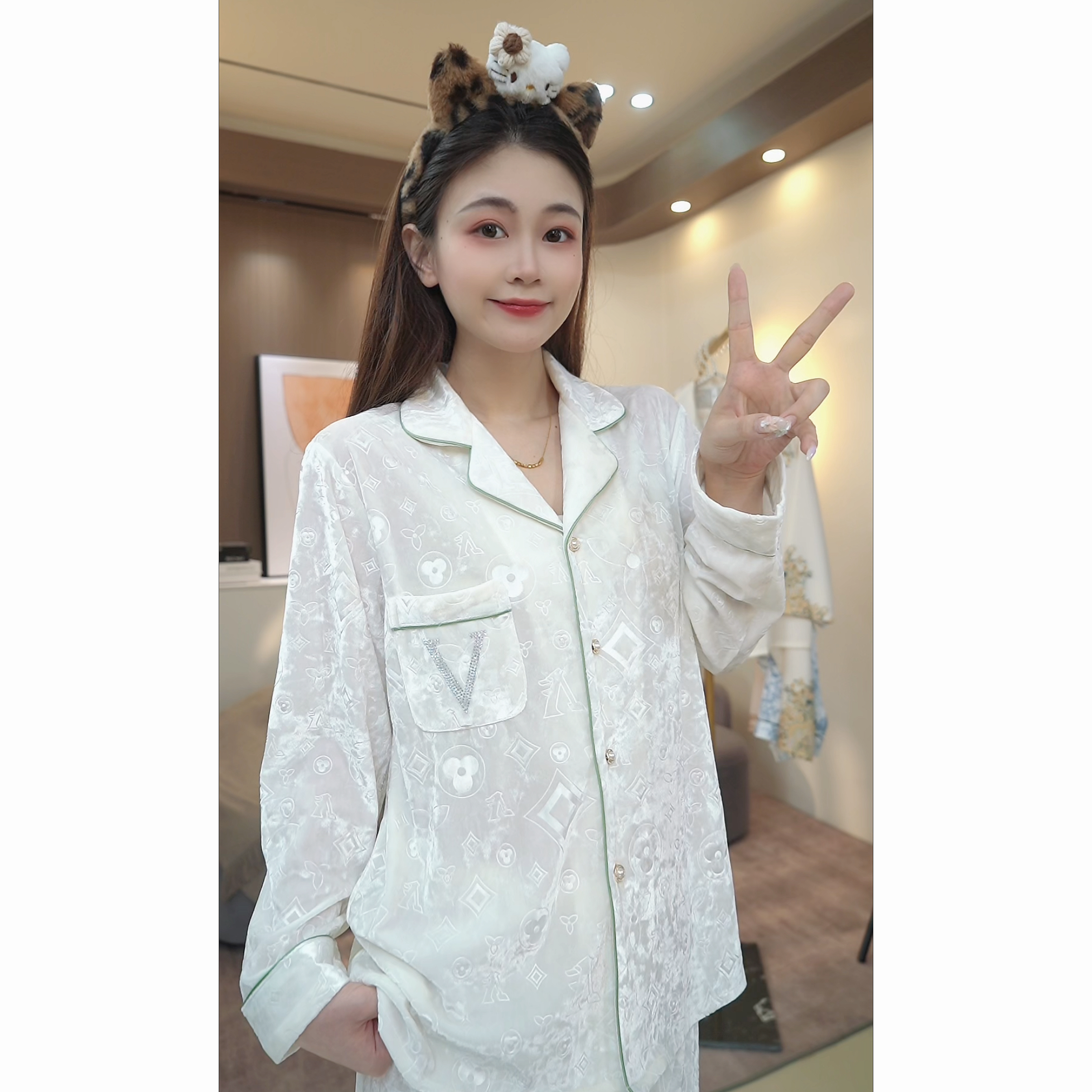【秀秀家】金钻绒《限定VV》秋季时尚气质高定睡衣家居服套装