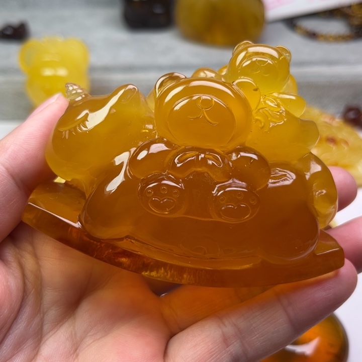琥珀颈饰未镶嵌琥珀蜜蜡
