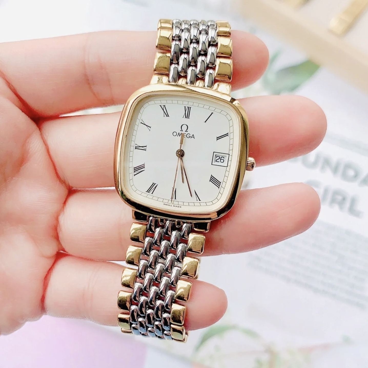 99新 Omega/欧米茄 无编码/蝶飞中古方形超薄石英女表， 表径30mm 