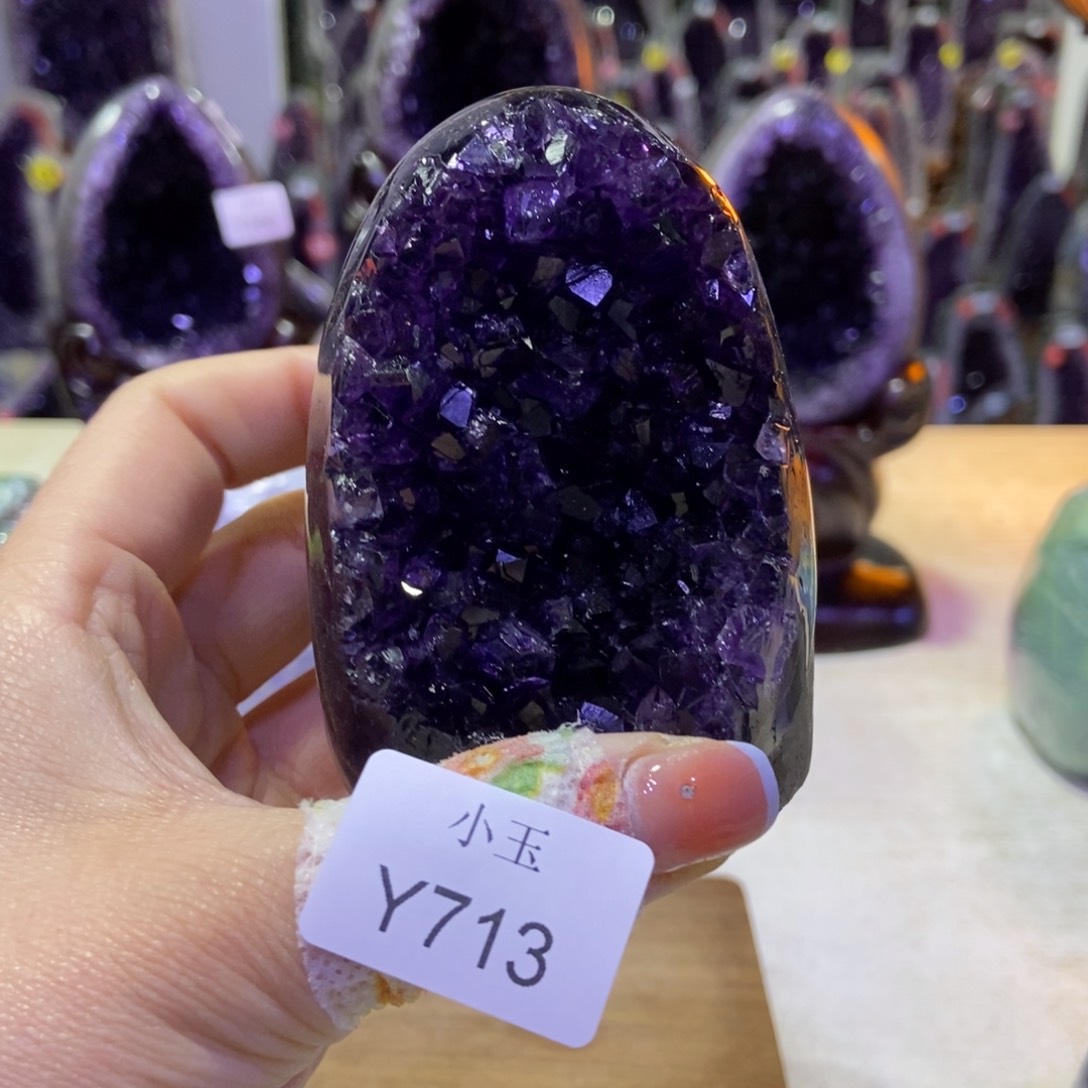 水晶摆件未镶嵌摆件