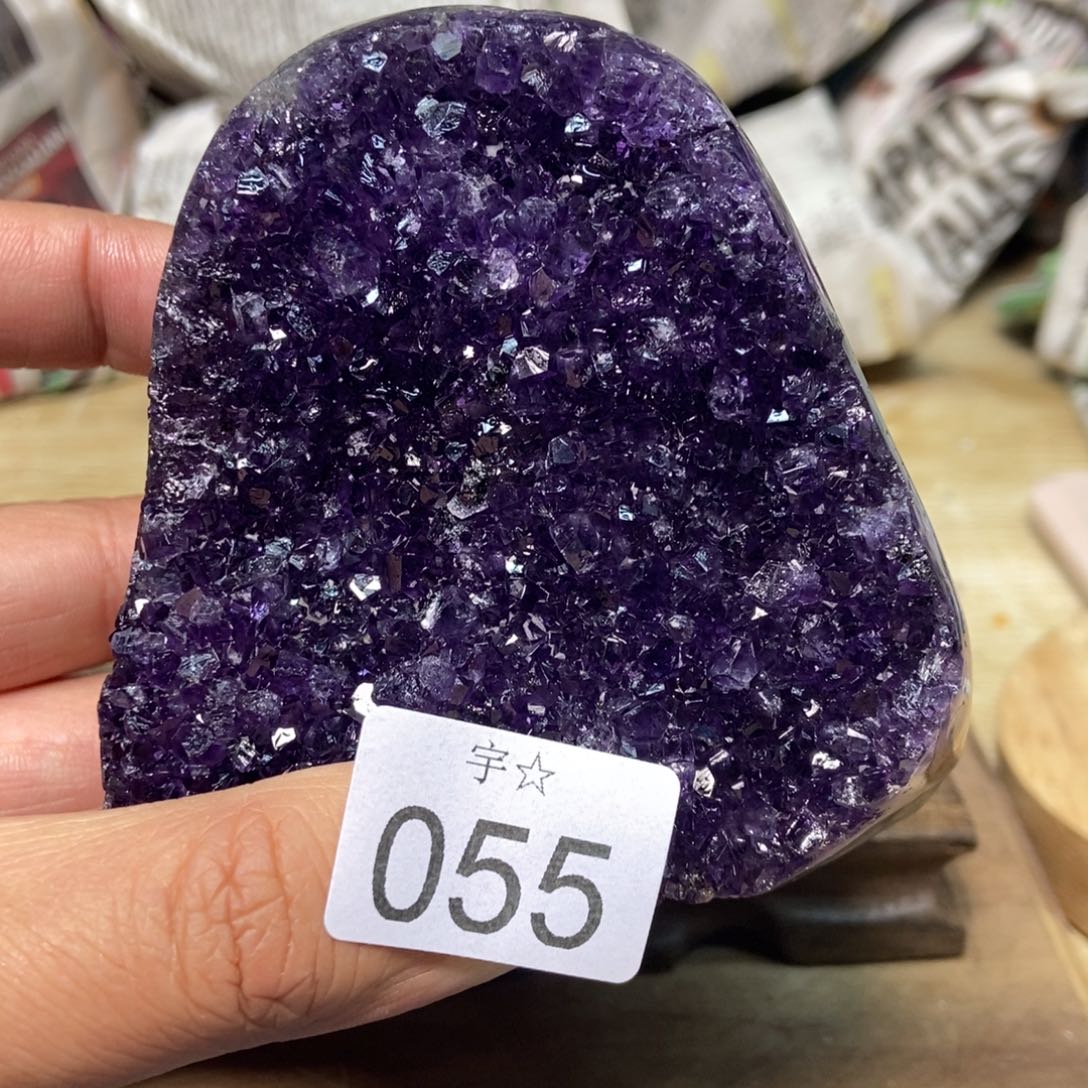 紫晶天然水晶摆件未镶嵌