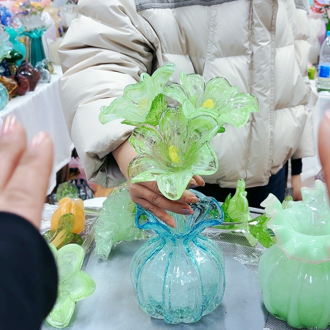 福利不退不换琉璃花瓶艺术品