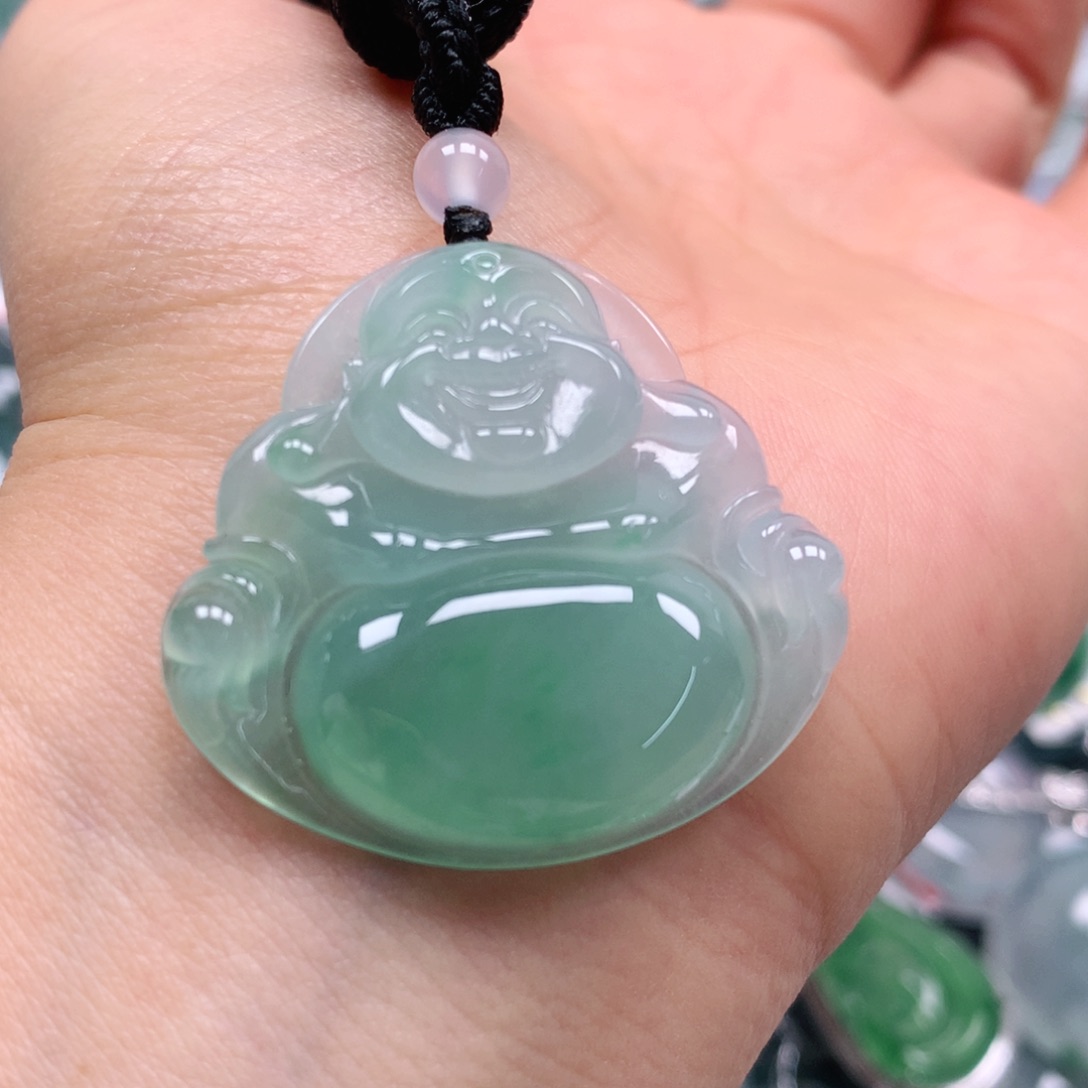 翡翠颈饰未镶嵌天然翡翠
