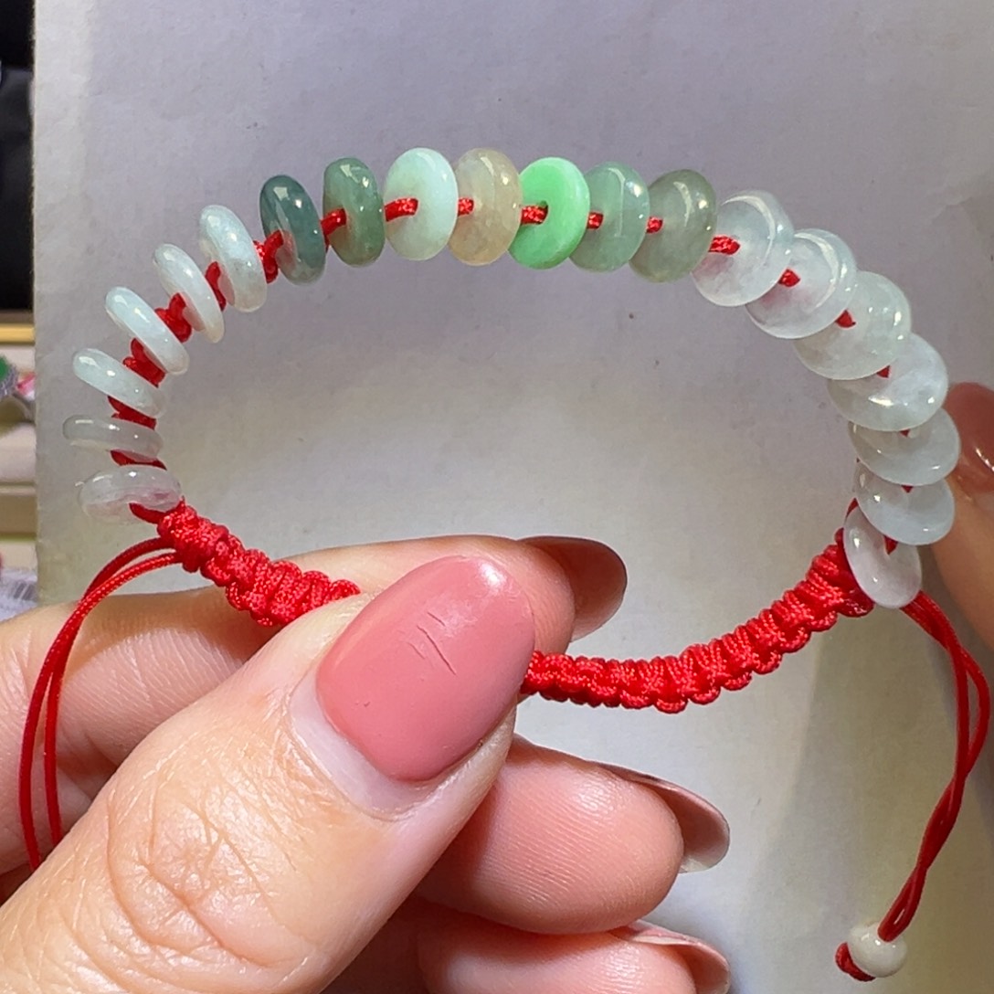 翡翠颈饰未镶嵌手