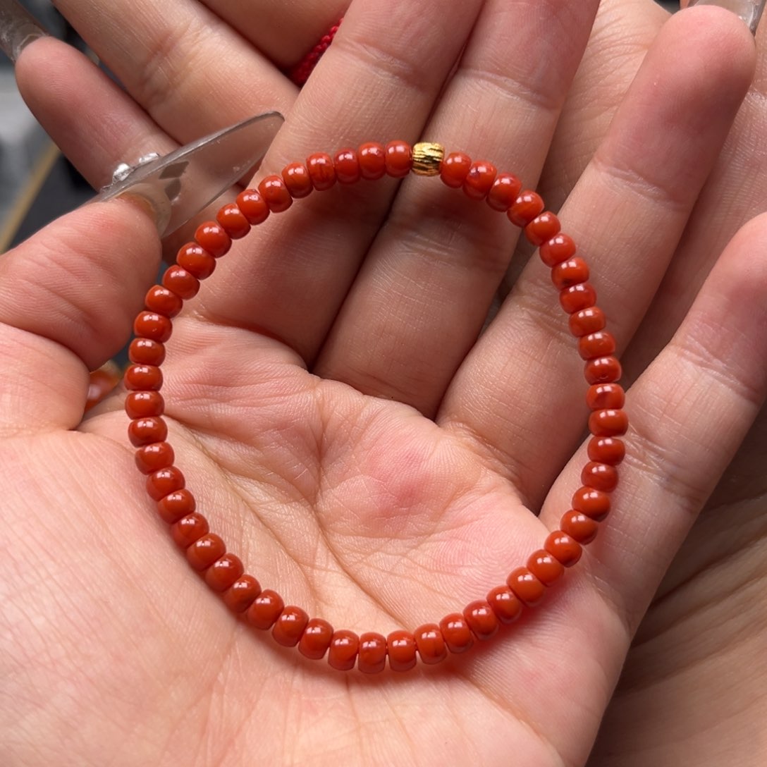 南红玛瑙手串未镶嵌