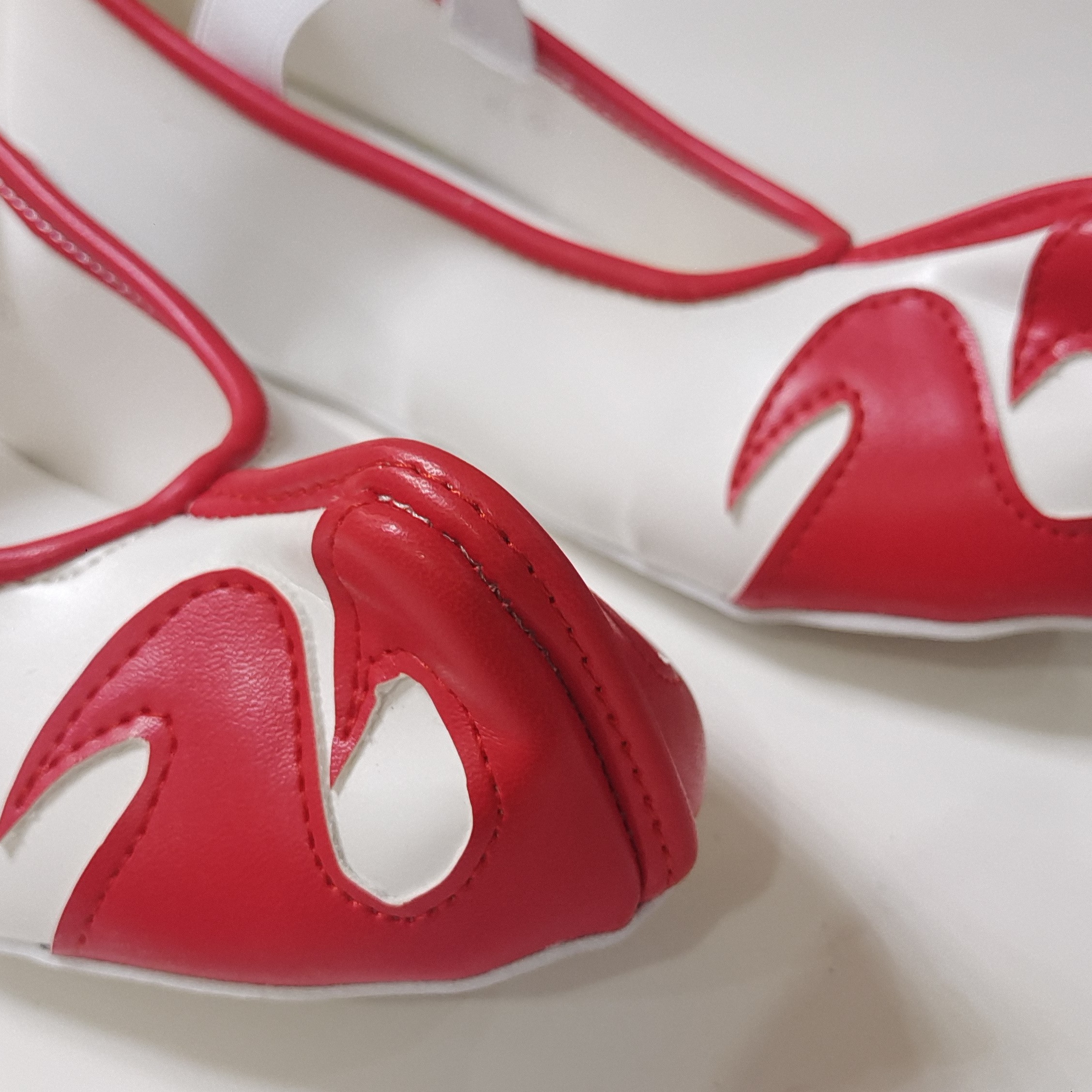 朝鲜族红边舞蹈鞋（内增高3）