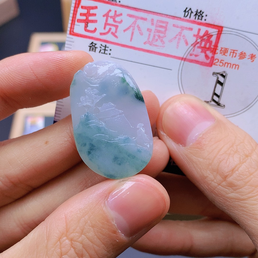 翡翠未镶嵌颈饰翡翠