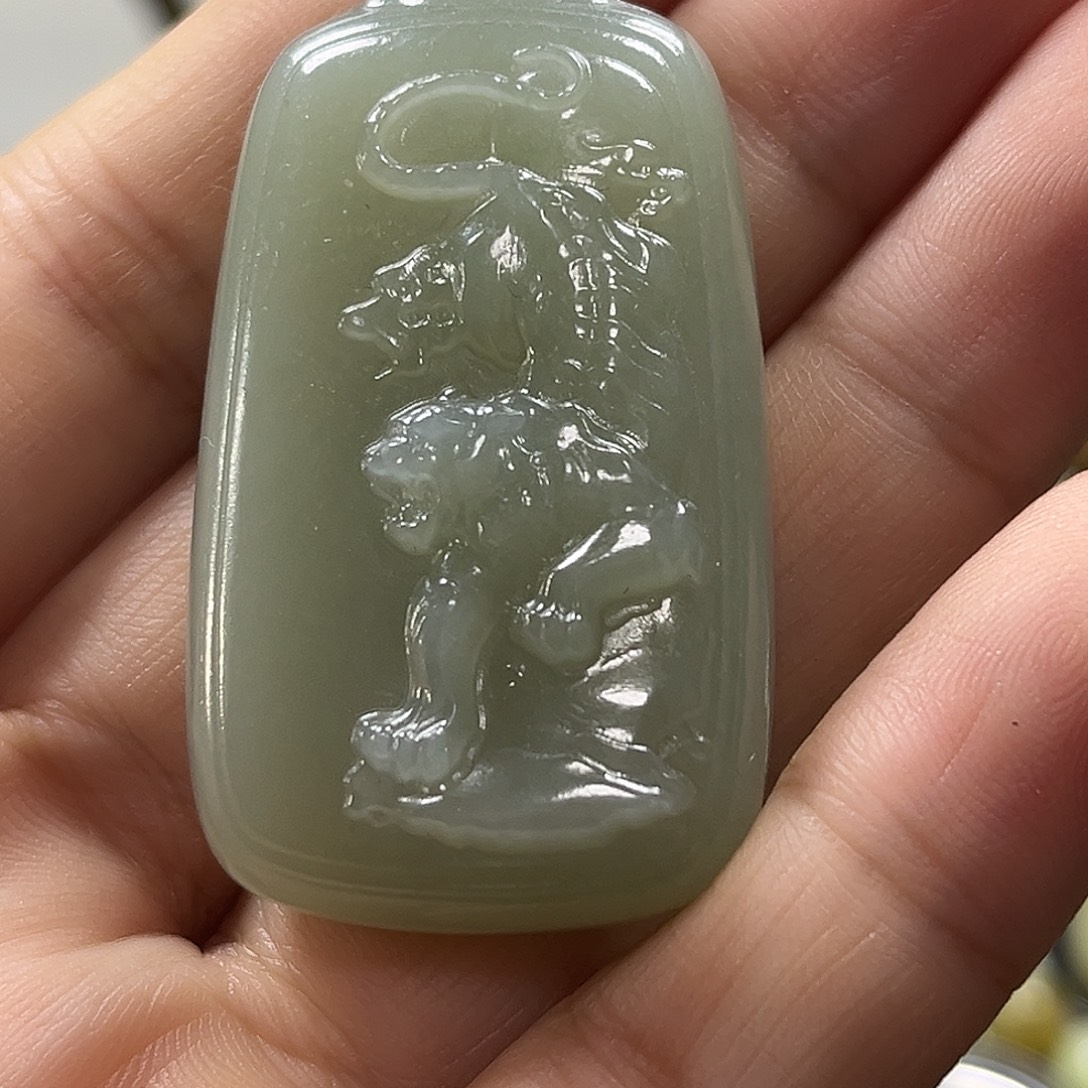 和田玉未镶嵌吊坠(不含链)