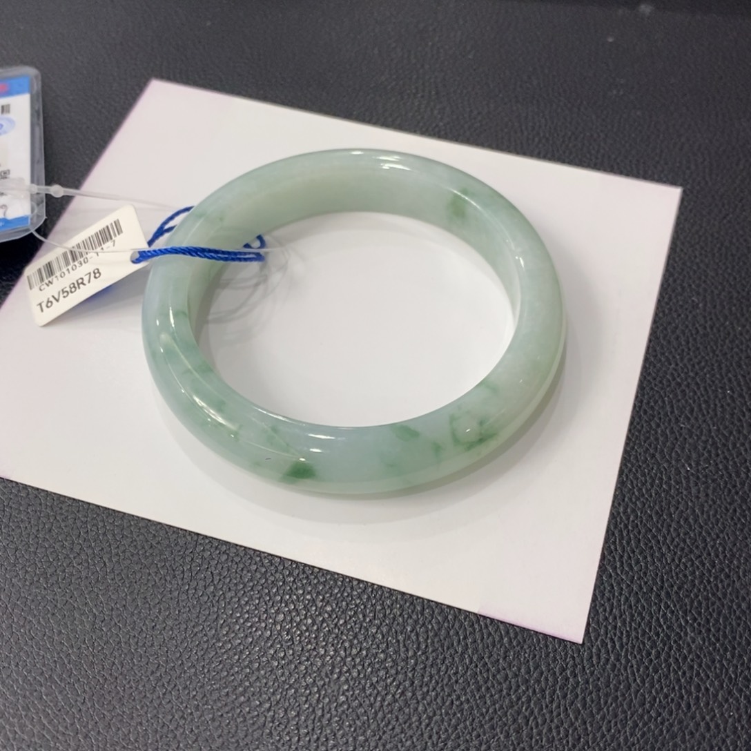 小***杜翡翠未镶嵌手镯57-58正圈