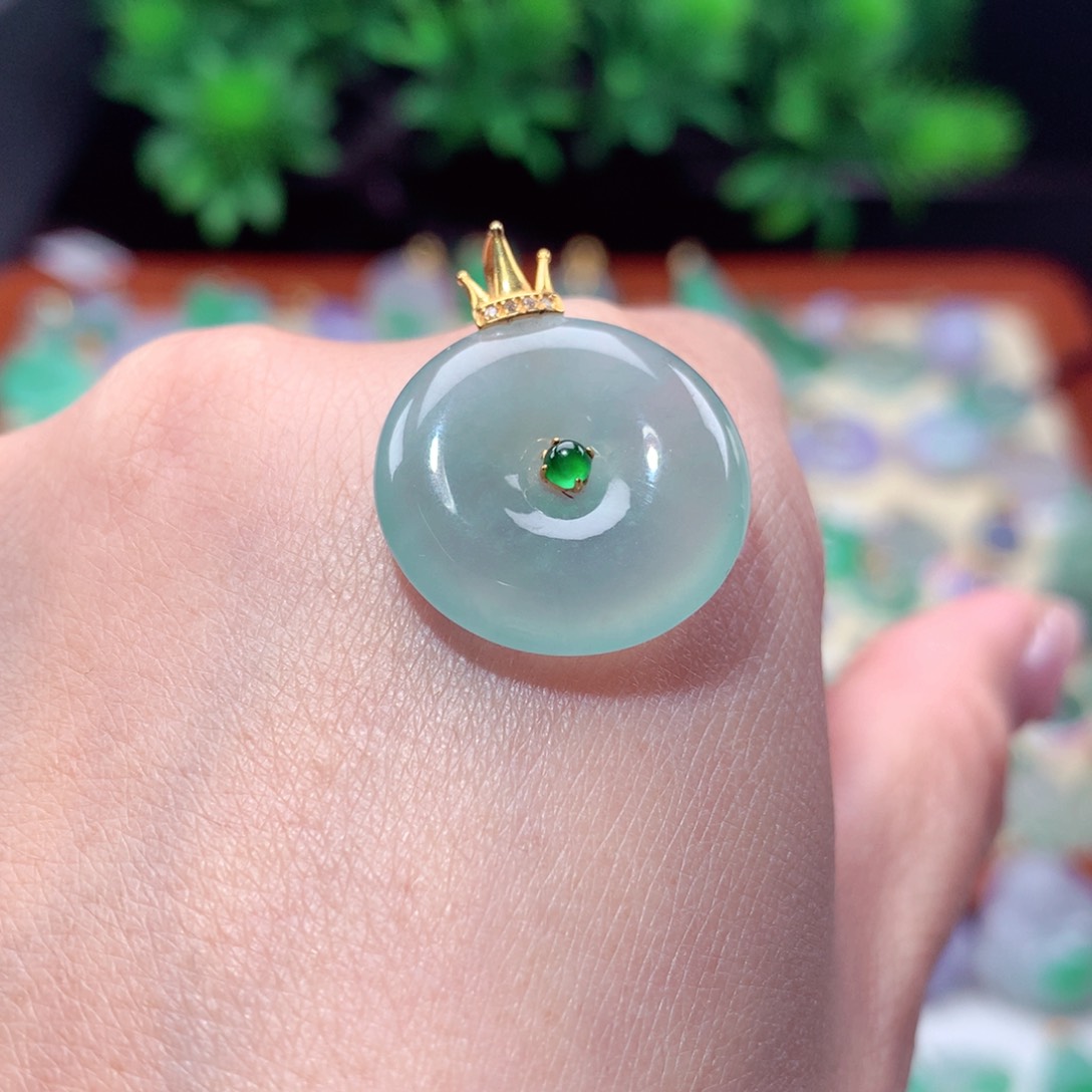 翡翠18K金镶嵌吊坠(不含链)