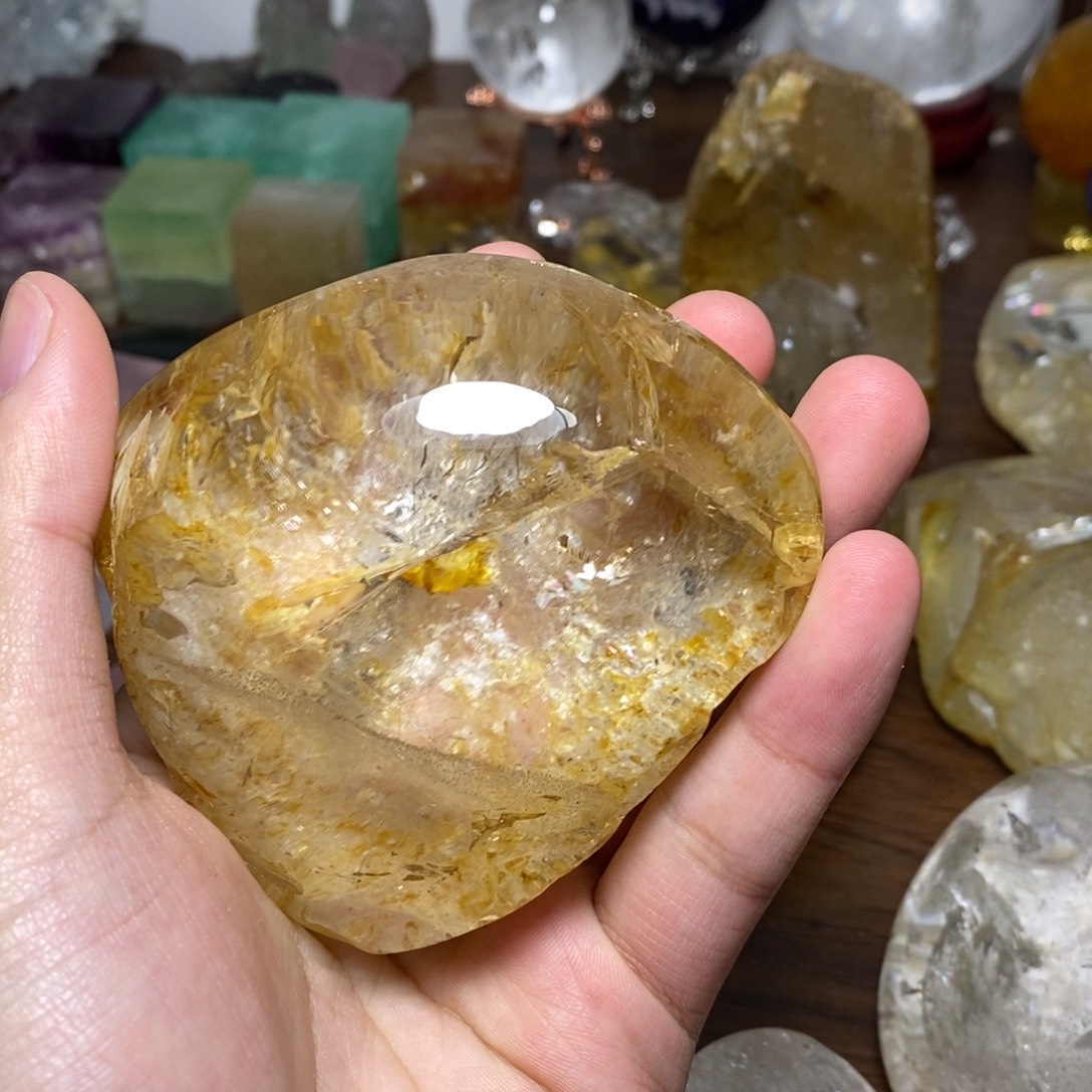 李***白水晶未镶嵌珠宝半成品