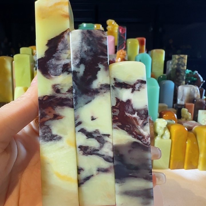 青田石印石今天早上的