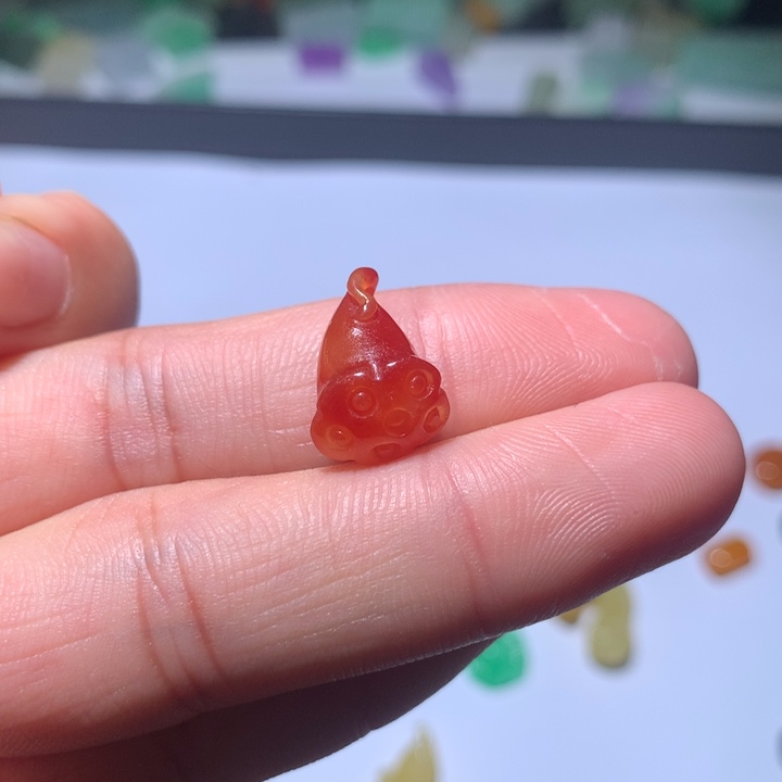 清***柏翡翠未镶嵌颈饰挂件