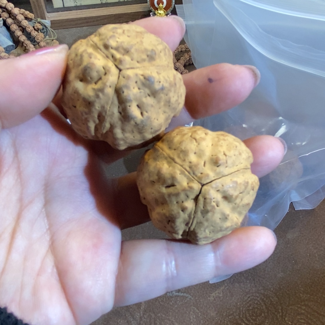 金刚菩提吊坠清仓特价三瓣金刚一对