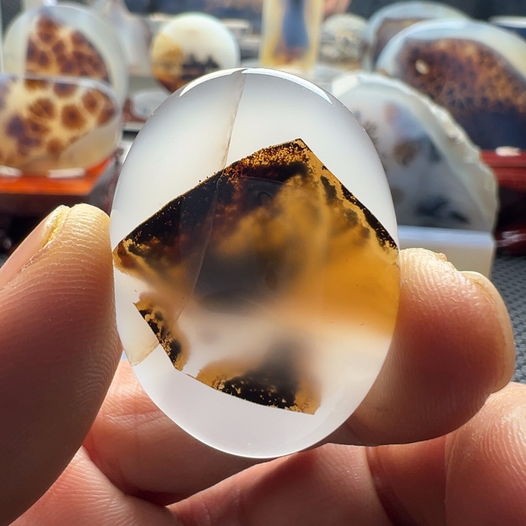 未镶嵌玛瑙/玉髓珠宝奇石