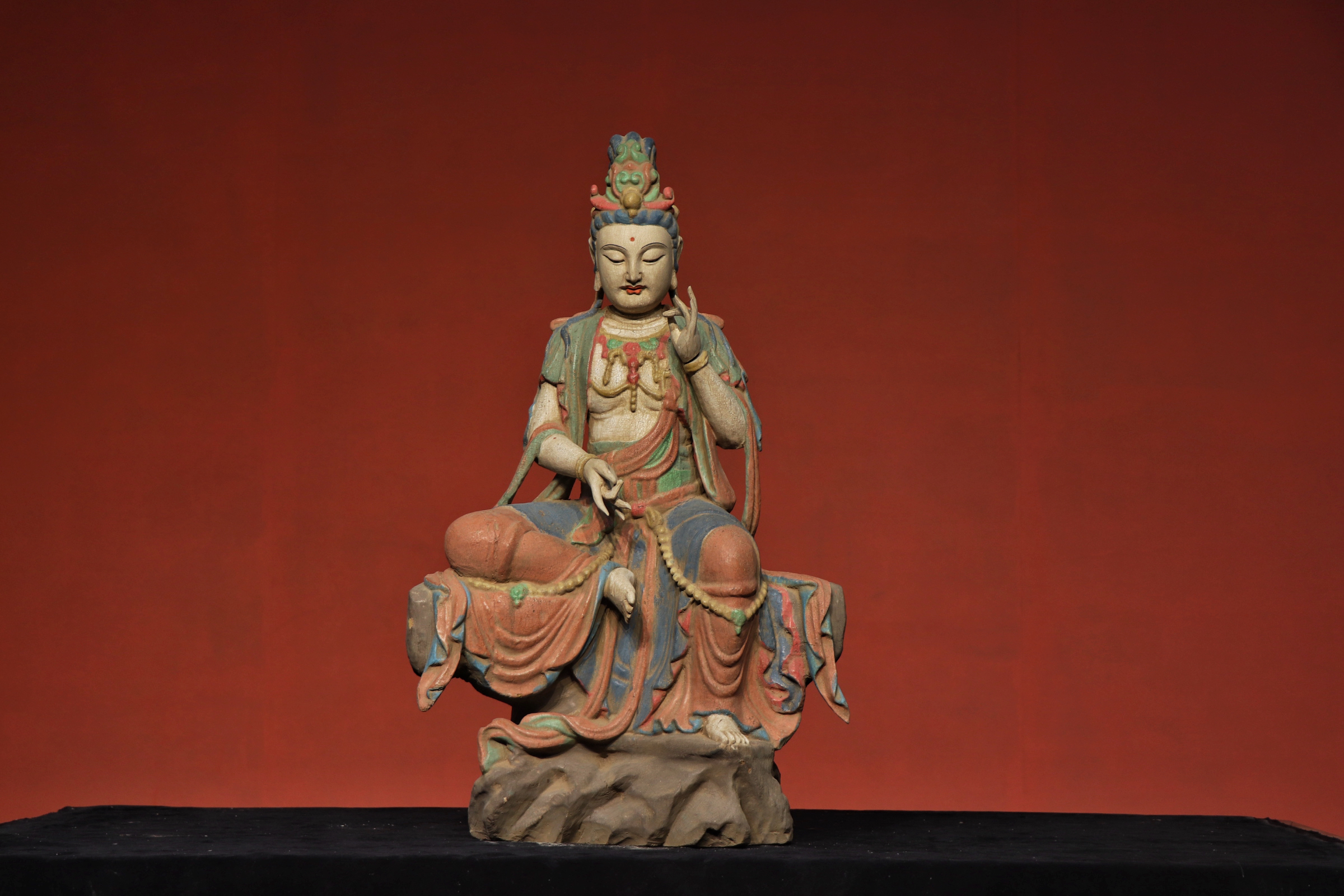 木雕彩绘自在观音菩萨。高80厘米（不包邮）