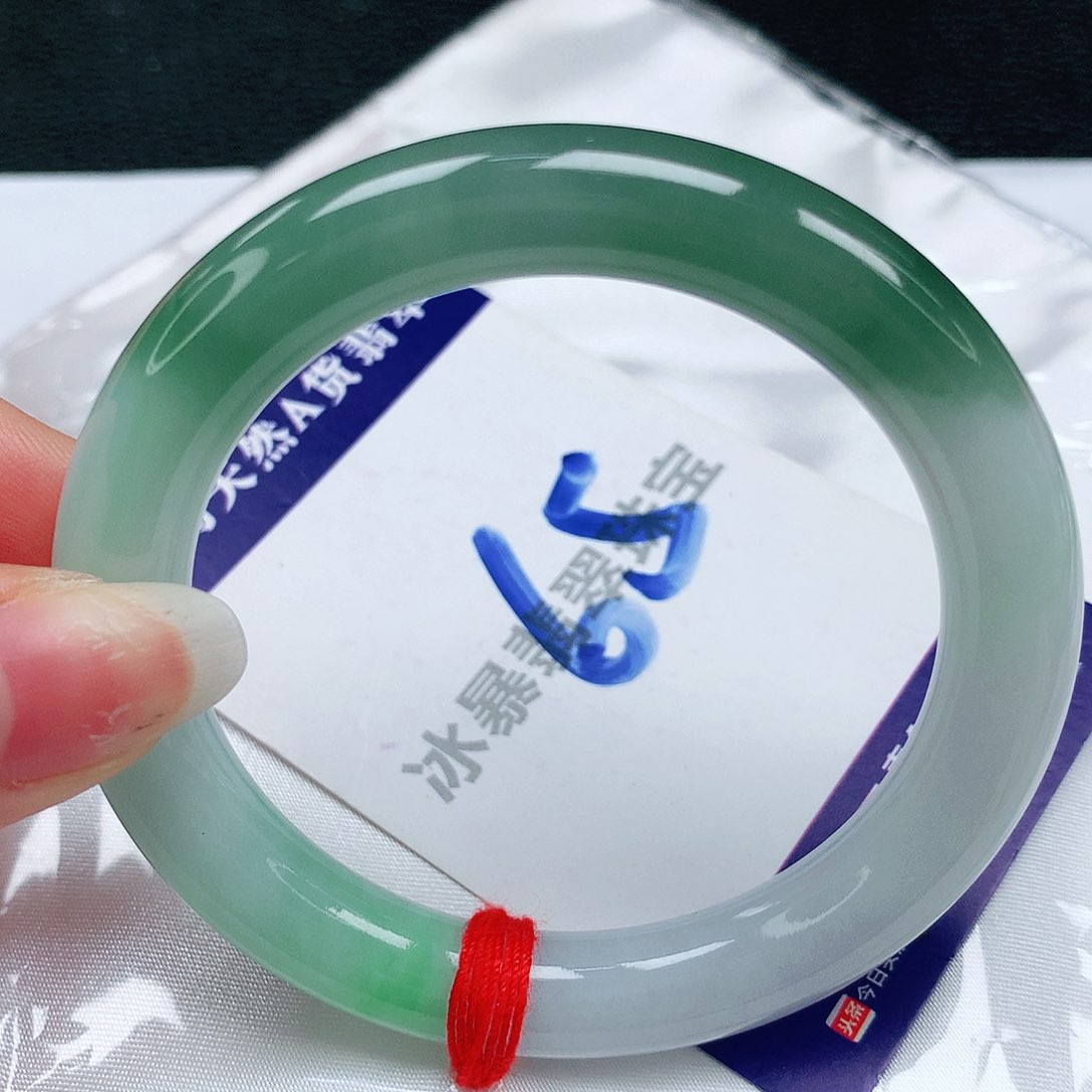 翡翠手镯未镶嵌缅甸天然a货翡翠