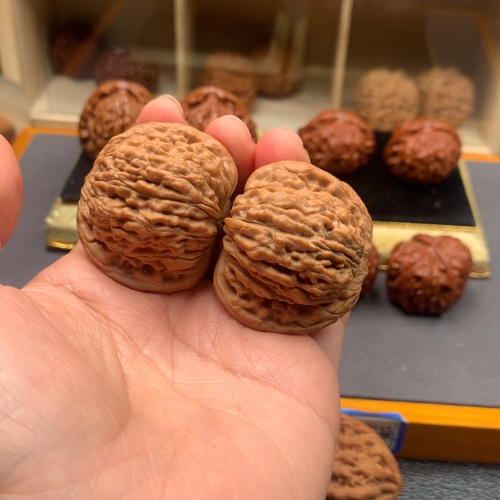 文玩核桃吊坠楼子