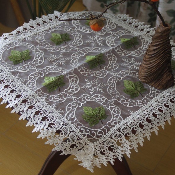 ZN012-3玻璃纱【60*60]白底绿叶高织高密玻璃砂水溶边桌布