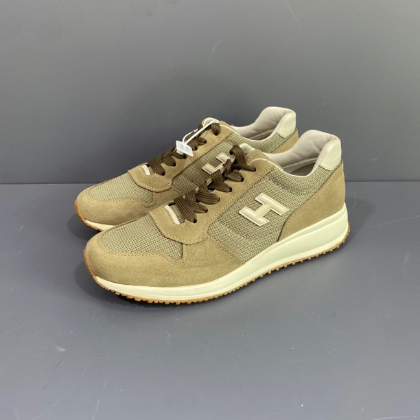 95新 HOGAN 42.5码 hogan橄榄绿 休闲鞋 穿两次准新 秒价
