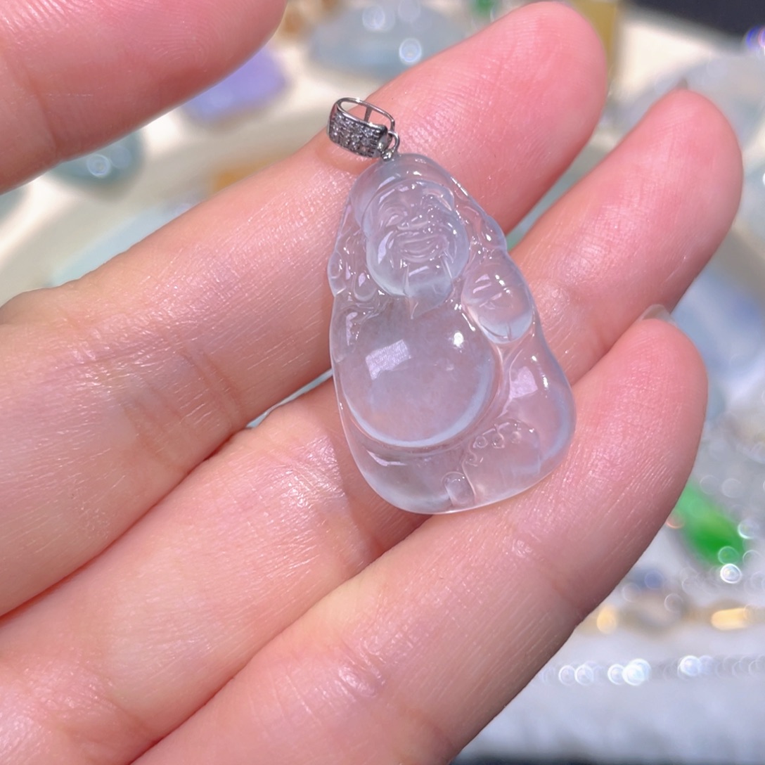 翡翠18K金镶嵌颈饰翡翠