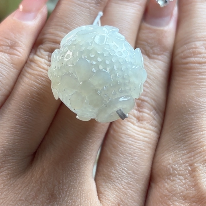 和田玉挂件未镶嵌春*…