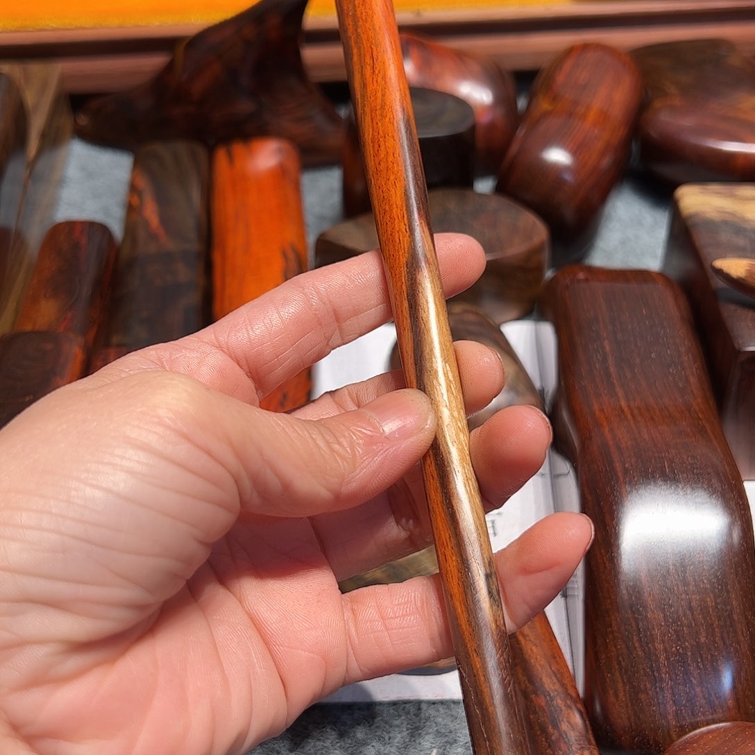 交趾黄檀（大红酸枝）良