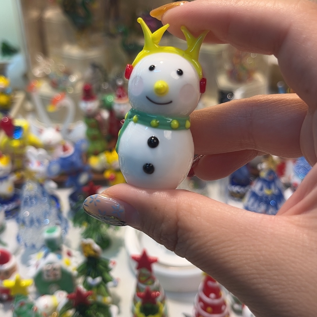 手工艺品琉璃雪人