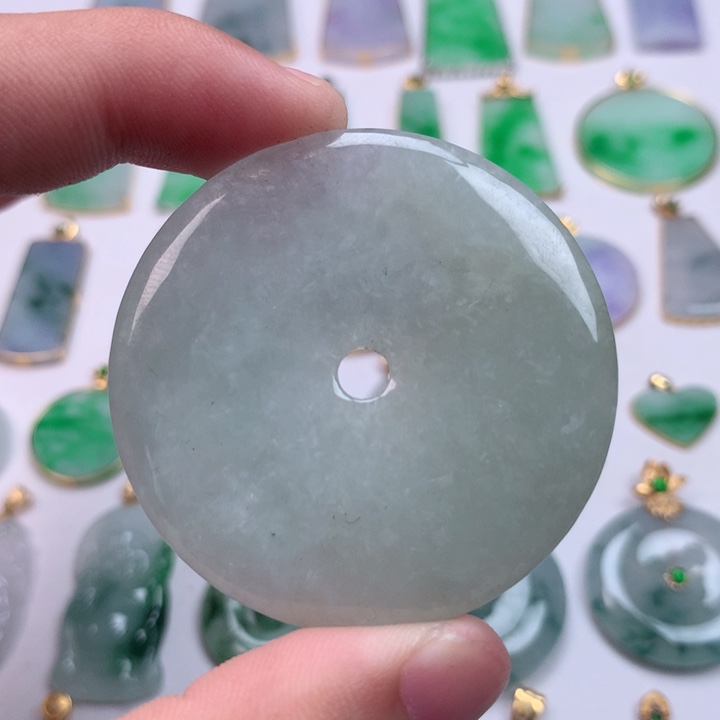 翡翠未镶嵌颈饰缅甸天然翡翠a货