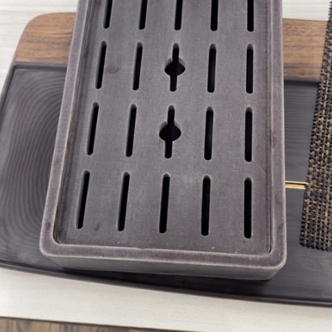 你*,3020 6厚棕色盒子不带出水，尺寸误差5毫米