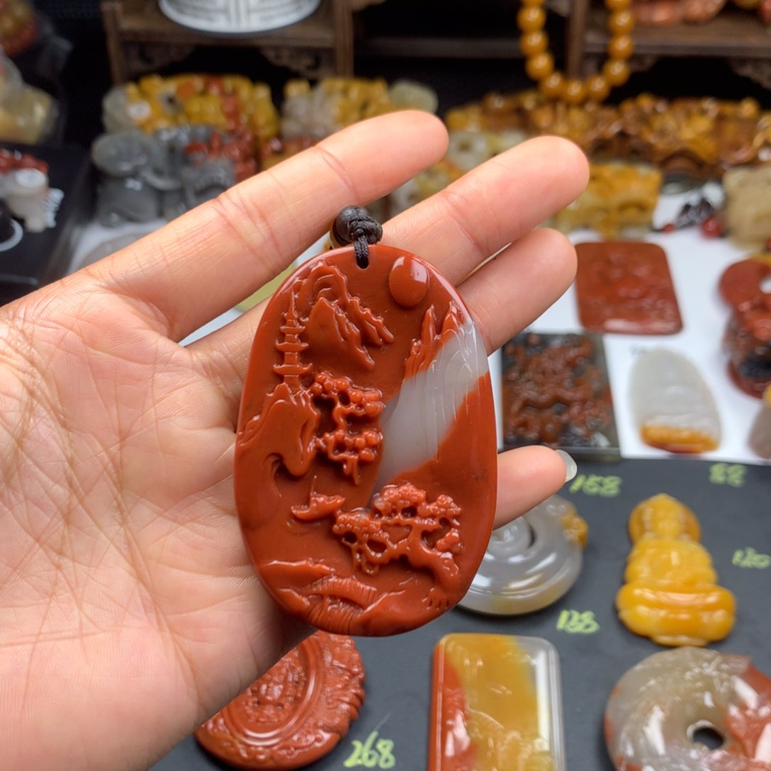 石英质玉（黄龙玉）挂件未镶嵌