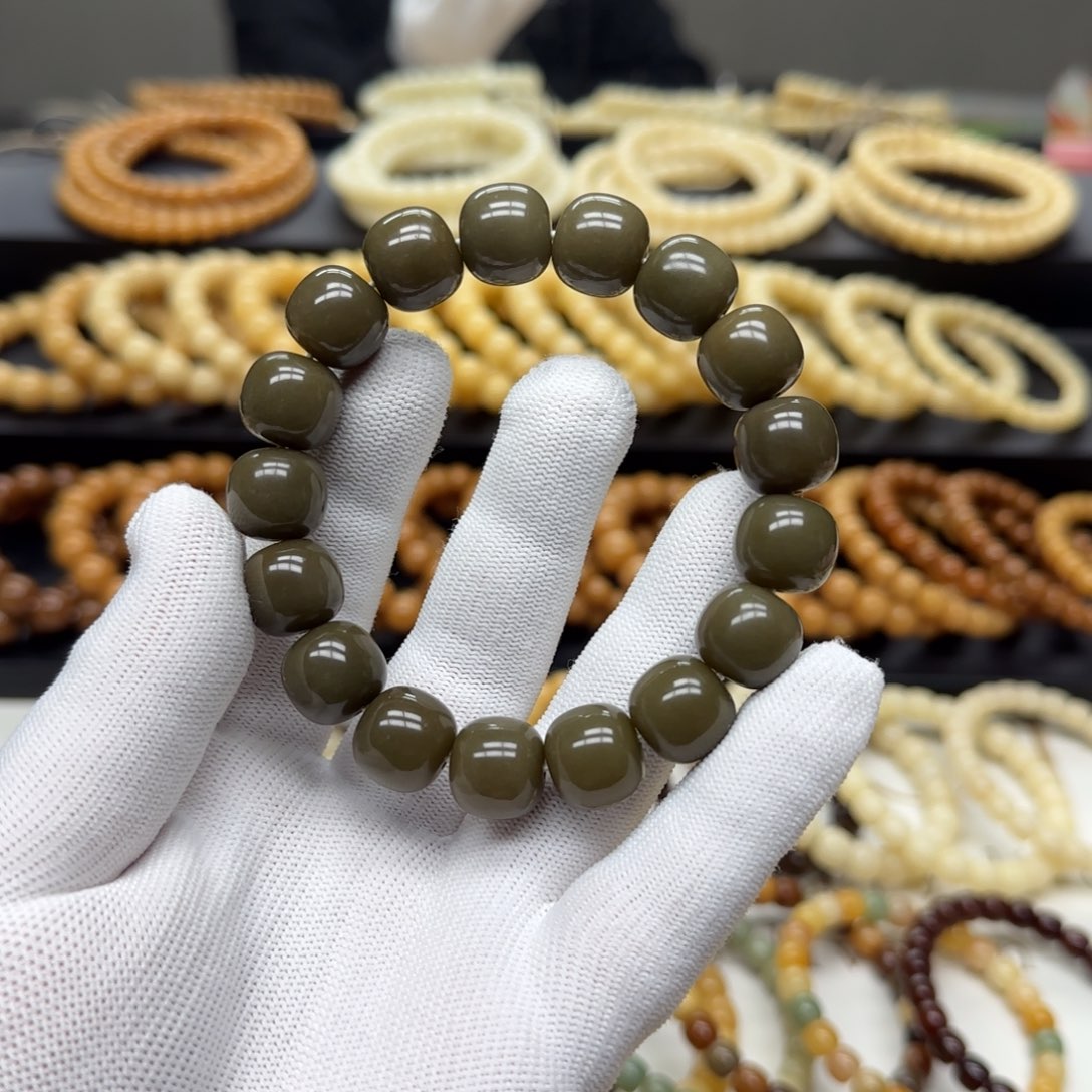 手串菩提根/象牙果13×14 5年 鬼工