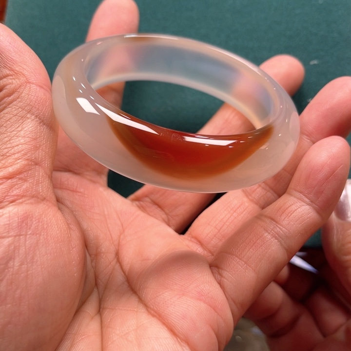 玛瑙/玉髓手镯未镶嵌别****理