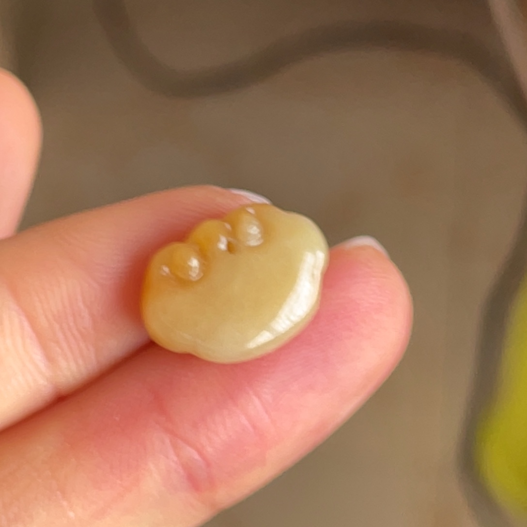 翡翠颈饰未镶嵌如意头