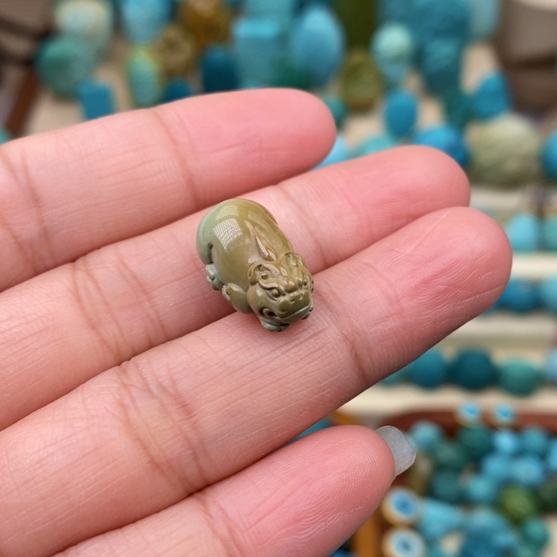 绿松石珠宝奇石未镶嵌