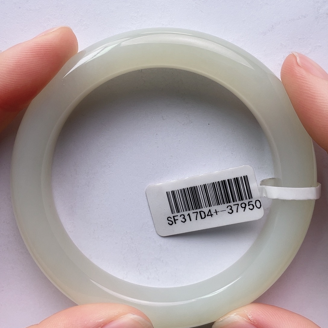 和田玉未镶嵌手镯60