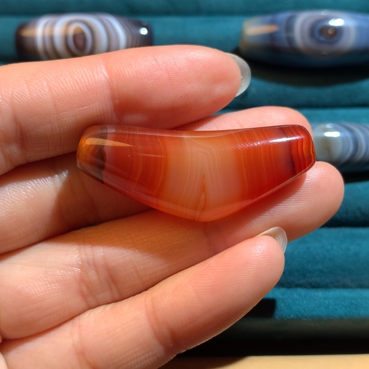 未镶嵌玛瑙/玉髓珠宝奇石