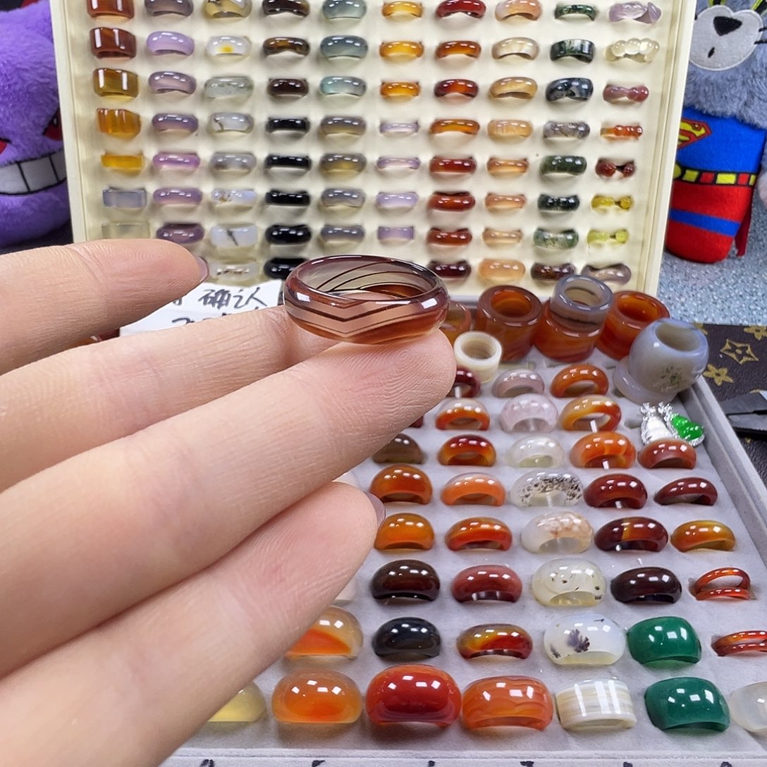 玛瑙/玉髓未镶嵌戒指A4不退换18.1港18